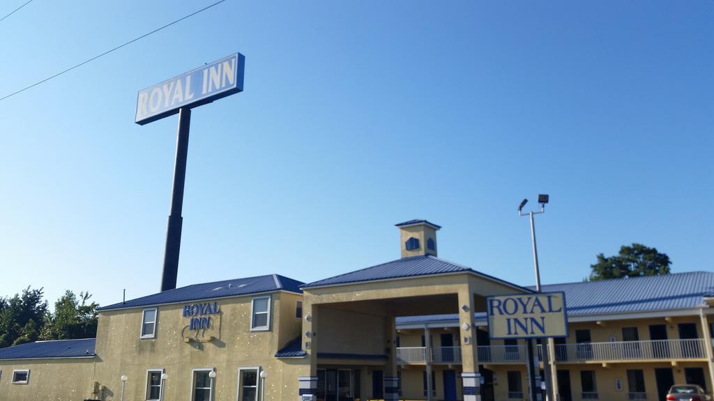 Royal Inn อาแล็ตชูเอ ภายนอก รูปภาพ